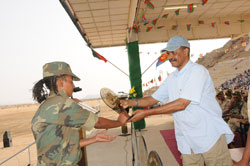 Sawa: Mentre premia il presidente eritreo Iseas Afewerki