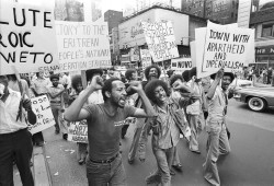 Storica foto di protesta di ragazzi eritrei negli Stati Uniti