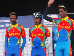 Ruanda: eritrei campione d'Africa in premiazione