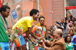 Foto di premiazione del titolo africano del ciclismo Asmara 2012