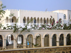 Foto del porticato ad architettura turca di Massawa